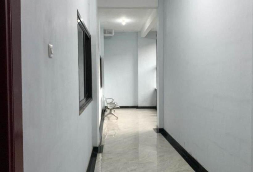 Hotel Oyo 90317 Wisma Kartini 2 Syariah