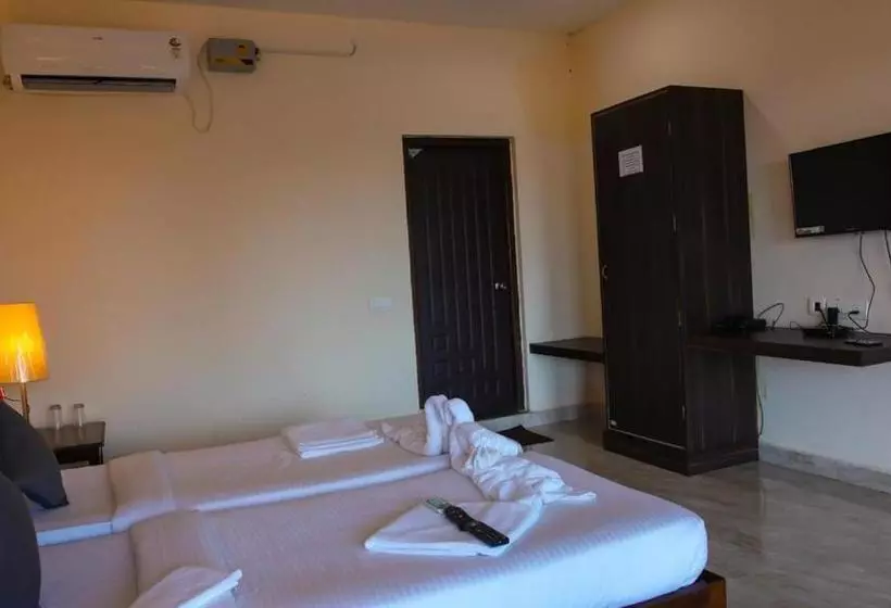 Hotelli Silver Waves S And Resorts
