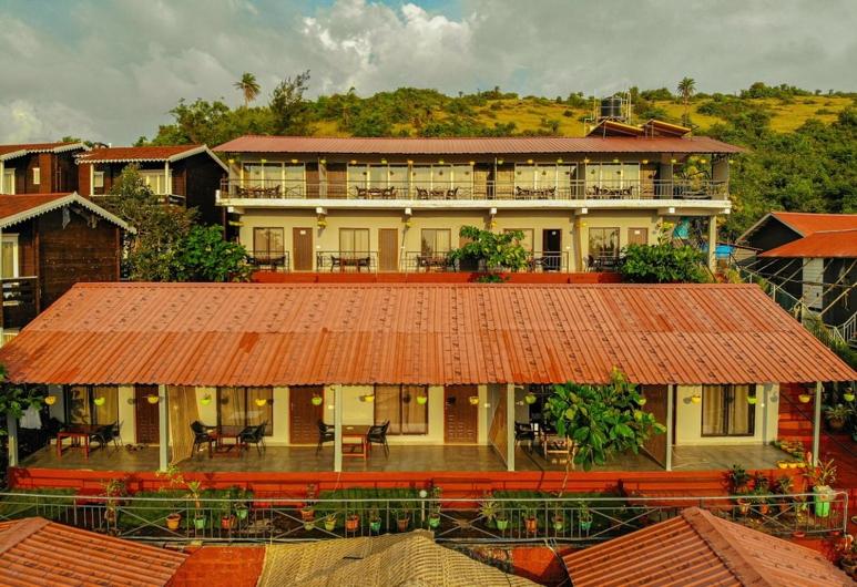 Hotel Silver Waves S And Resorts