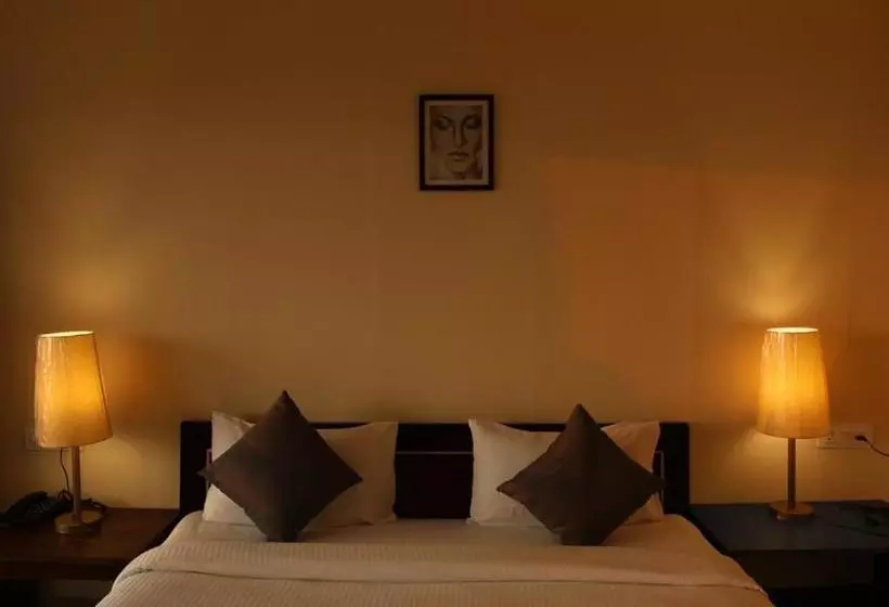 Hotelli Silver Waves S And Resorts