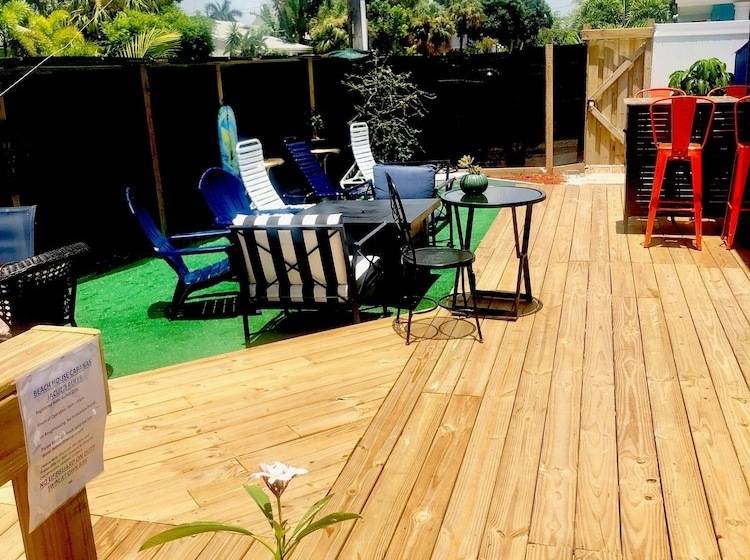 Otel Sir David Guesthouse   Adults Only