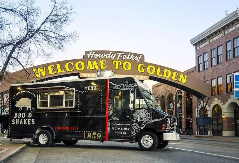 Hotelli The Eddy Taproom &