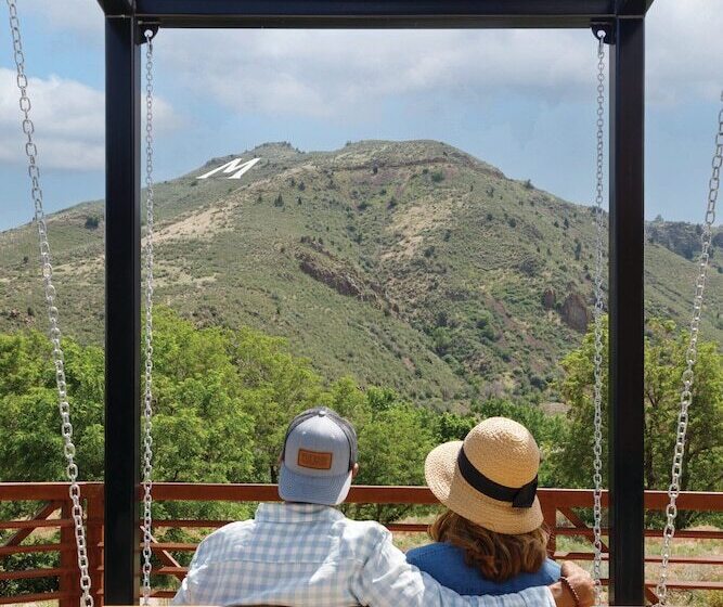 فندق The Eddy Taproom &