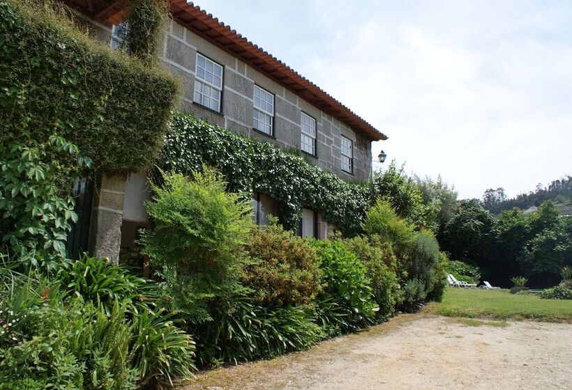 Casa Dos Assentos De Quintiães