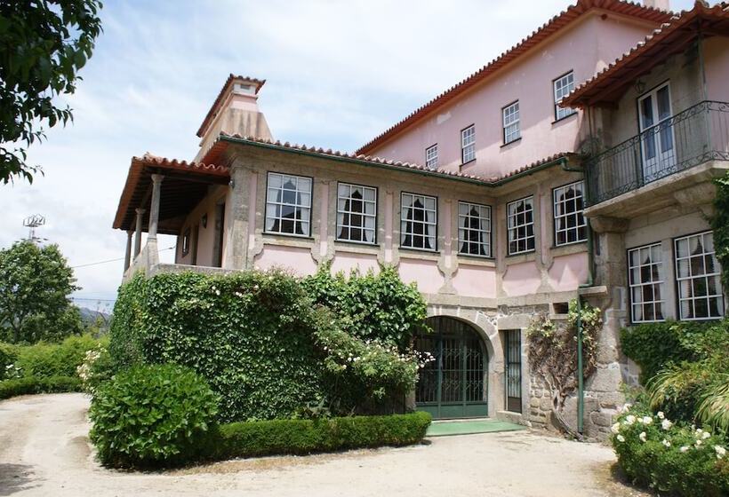 Casa Dos Assentos De Quintiães