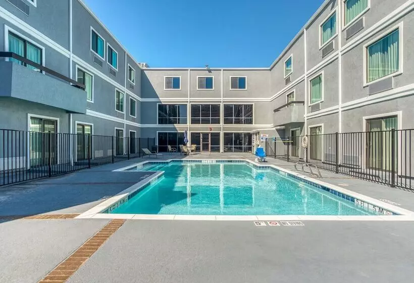 Alexis Hotel & Banquets Dallas Park Central Galleria