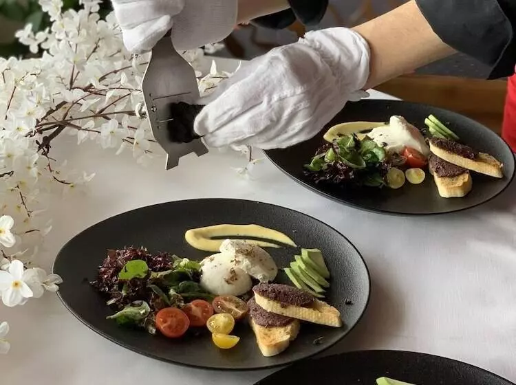 Atlantic Hotel Free Parking