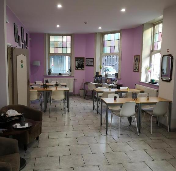 Hotel Hôtel Les Acteurs