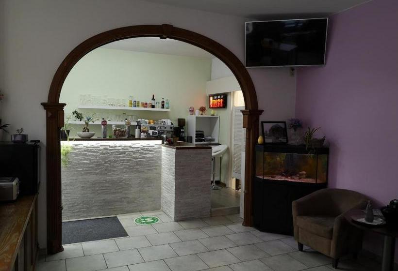 Hotel Hôtel Les Acteurs