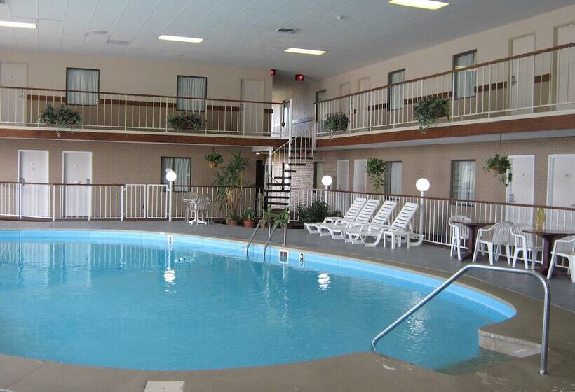 فندق Knights Inn & Suites Emporia