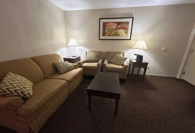 ホテル Knights Inn & Suites Emporia