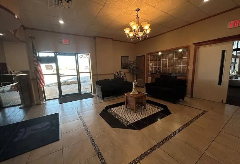 ホテル Knights Inn & Suites Emporia