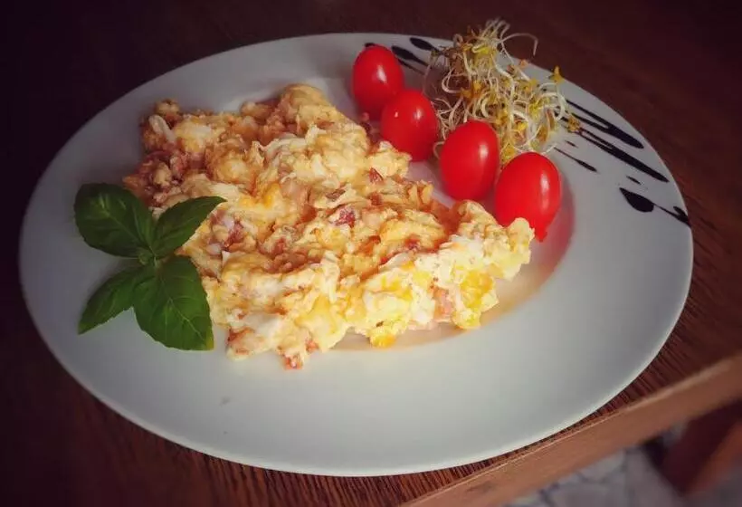 فندق Komfort Inn   Dwór Hubertus