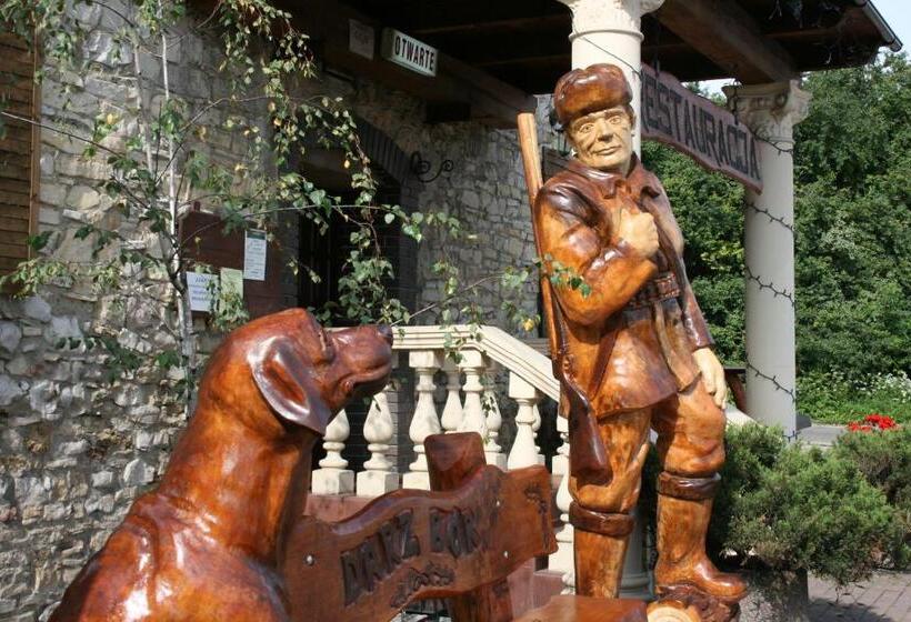 Отель Komfort Inn Dwór Hubertus