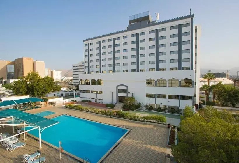 هتل Muscat Holiday