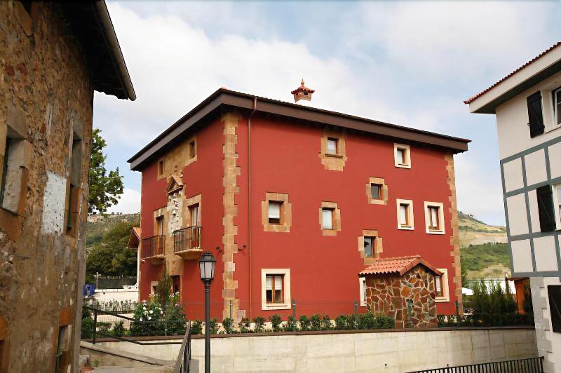 فندق Palacio Munatones