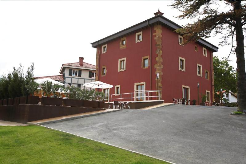 فندق Palacio Munatones