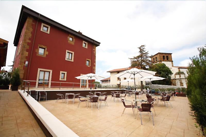 فندق Palacio Munatones