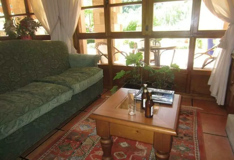 田舎風ホテル Posada Laura