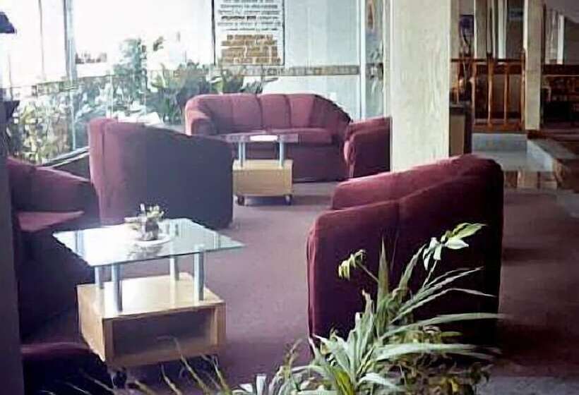 فندق San Remo World