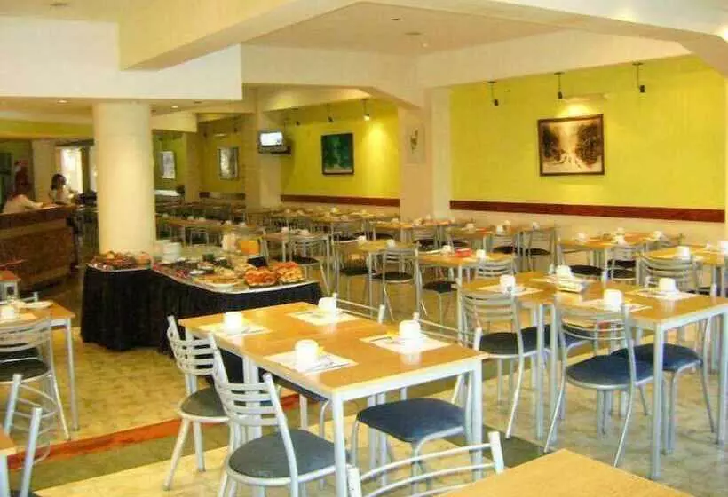 Отель San Remo World