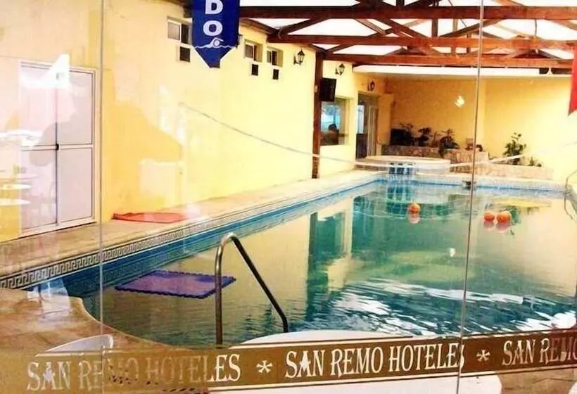 Отель San Remo World