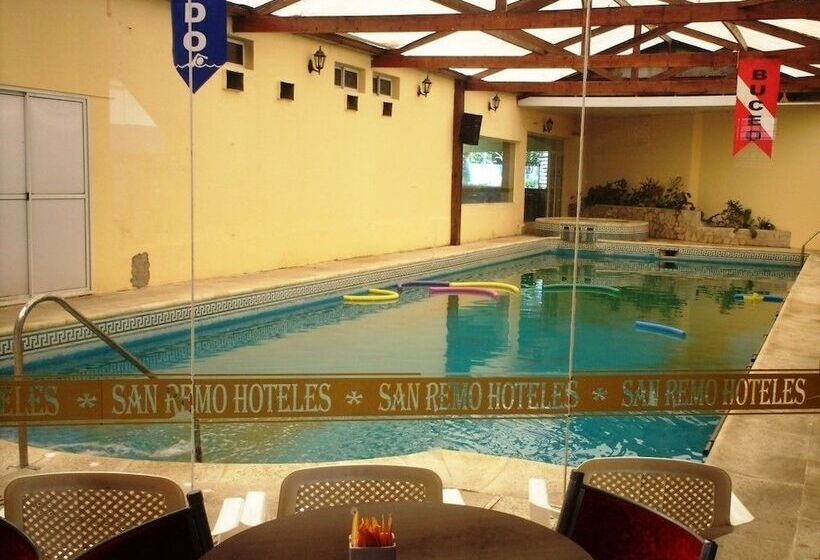 فندق San Remo World