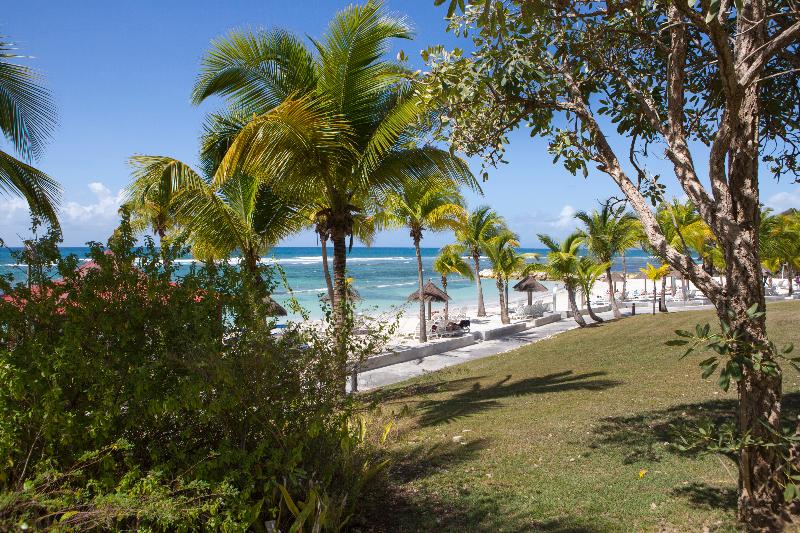 هتل Village Pierre & Vacances Sainte Anne