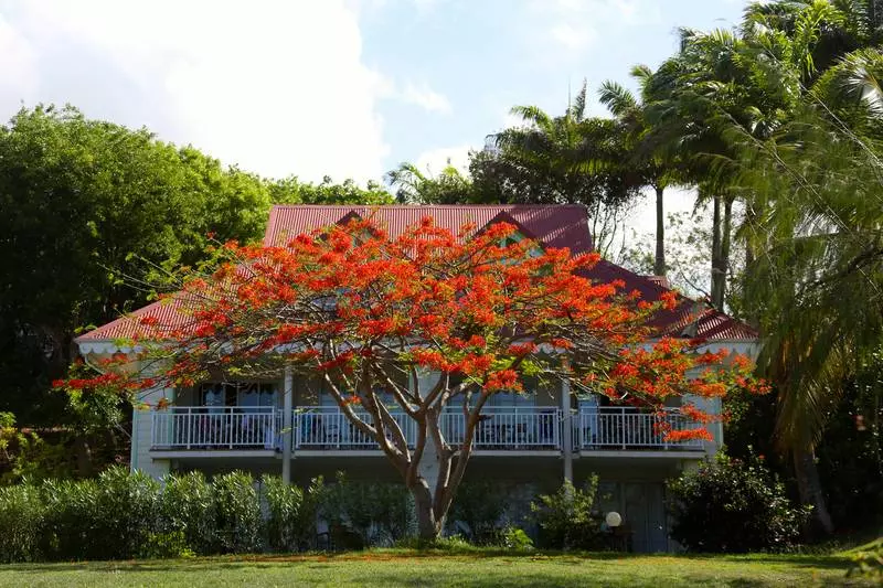 هتل Village Pierre & Vacances Sainte Anne