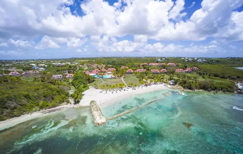 هتل Village Pierre & Vacances Sainte Anne