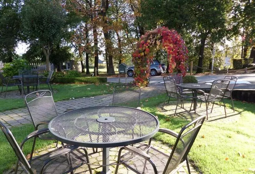 Logis Hotel La Métairie & Son Auberge