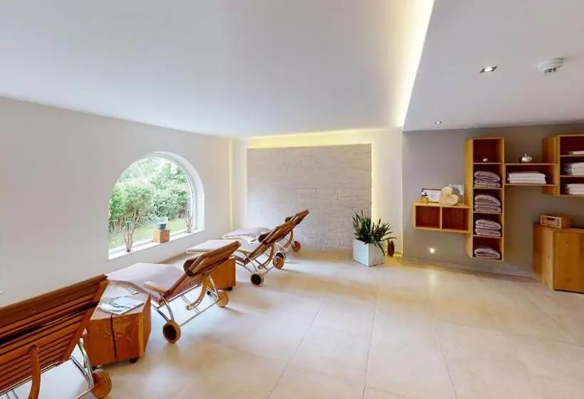 Wellness Aparthotel Panorama Alpin Ferienwohnungen Jerzens Im Pitztal