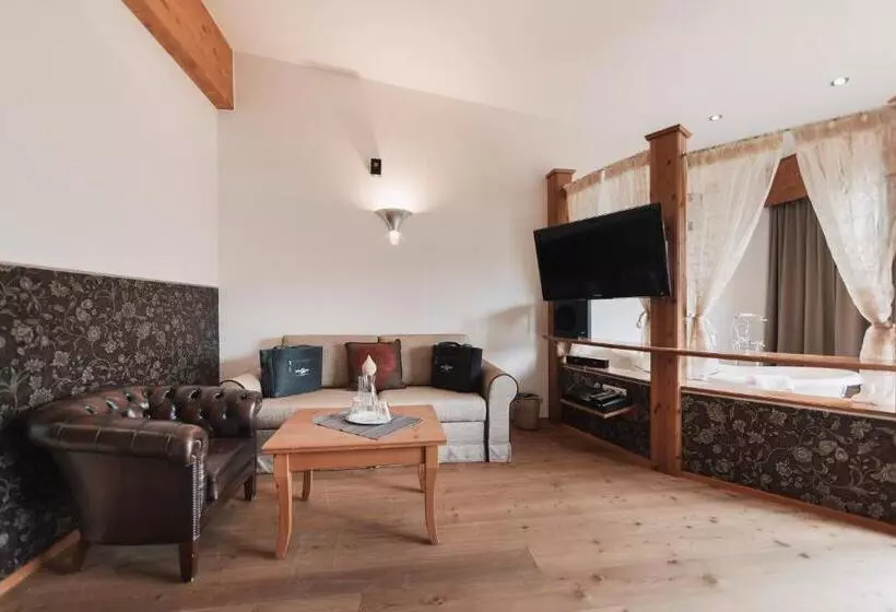 Wellness Aparthotel Panorama Alpin Ferienwohnungen Jerzens Im Pitztal