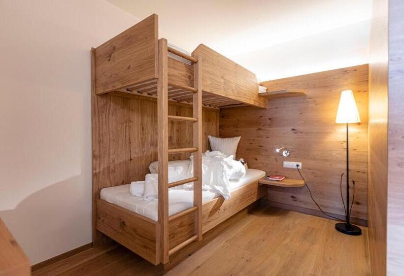 Wellness Aparthotel Panorama Alpin Ferienwohnungen Jerzens Im Pitztal