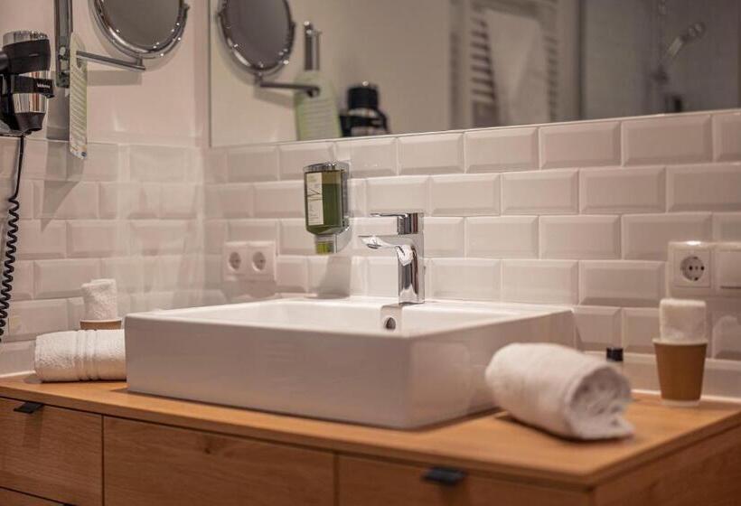 Wellness Aparthotel Panorama Alpin Ferienwohnungen Jerzens Im Pitztal