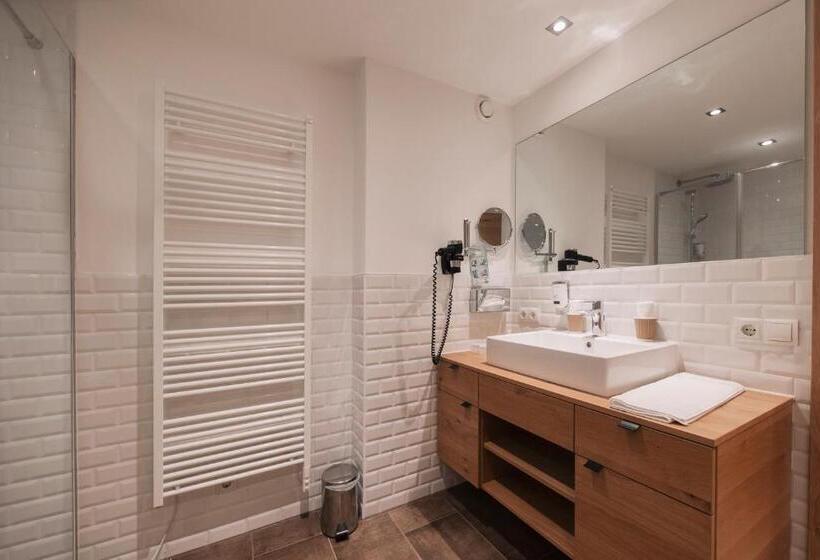 Wellness Aparthotel Panorama Alpin Ferienwohnungen Jerzens Im Pitztal