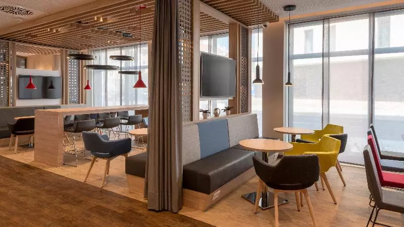 Hotelli Holiday Inn Express   Offenbach, An Ihg