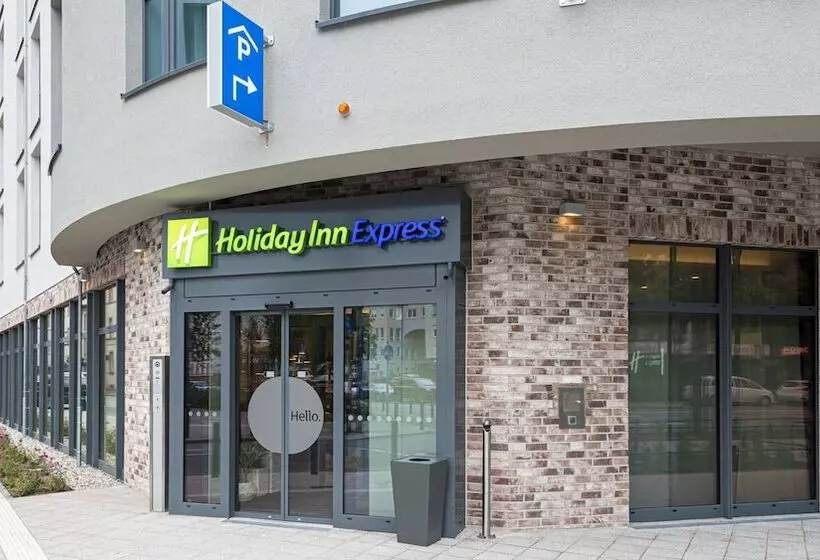 Hotelli Holiday Inn Express   Offenbach, An Ihg