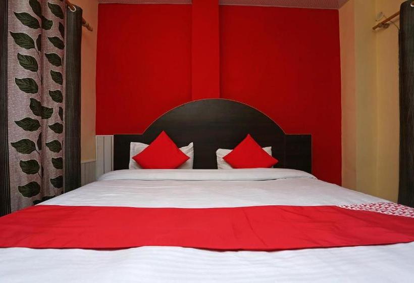 Hotel Oyo 29109 Mussoorie Hikes
