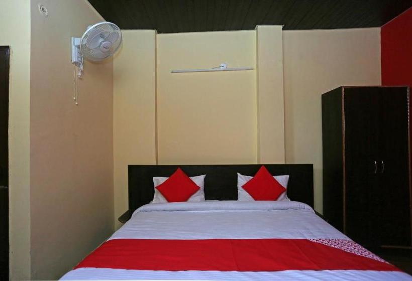Hotel Oyo 29109 Mussoorie Hikes