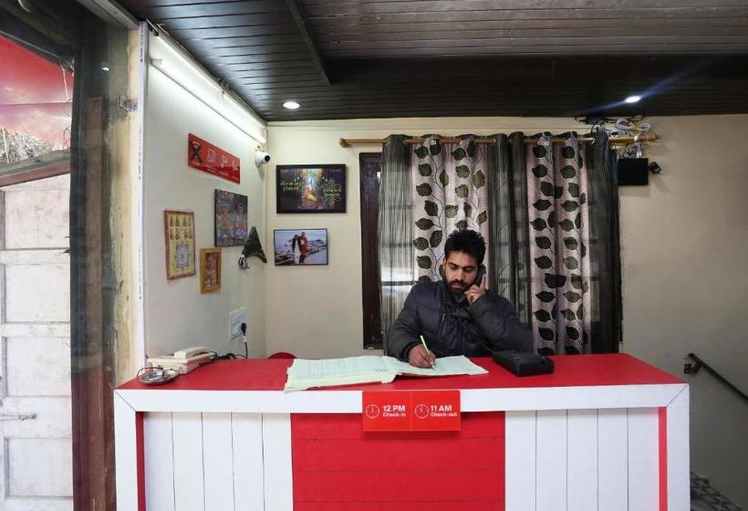 Hotel Oyo 29109 Mussoorie Hikes