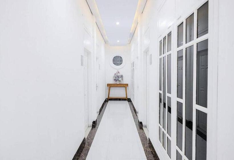 Pensjonat Reddoorz Plus Syariah Near Museum Lampung