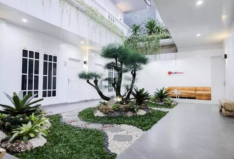 ペンション Reddoorz Plus Syariah Near Museum Lampung