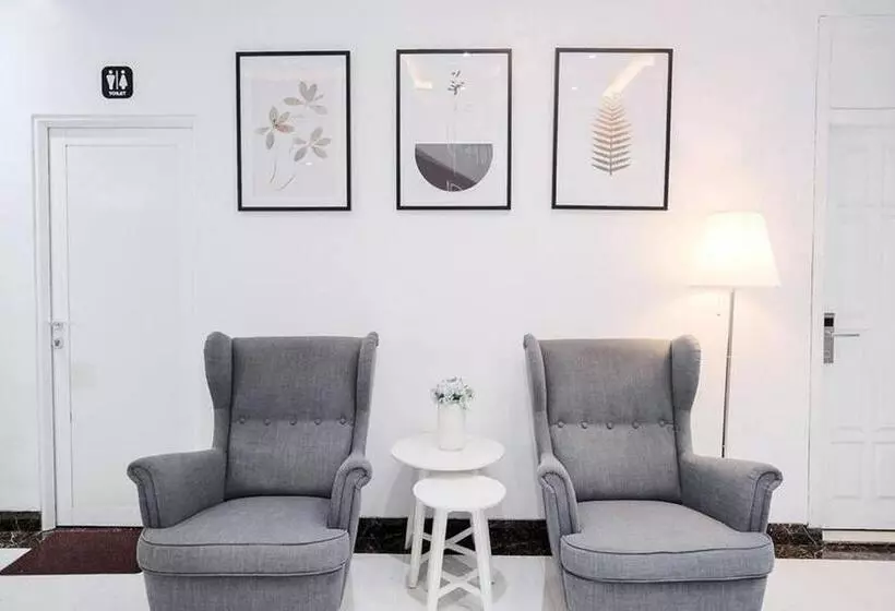 ペンション Reddoorz Plus Syariah Near Museum Lampung