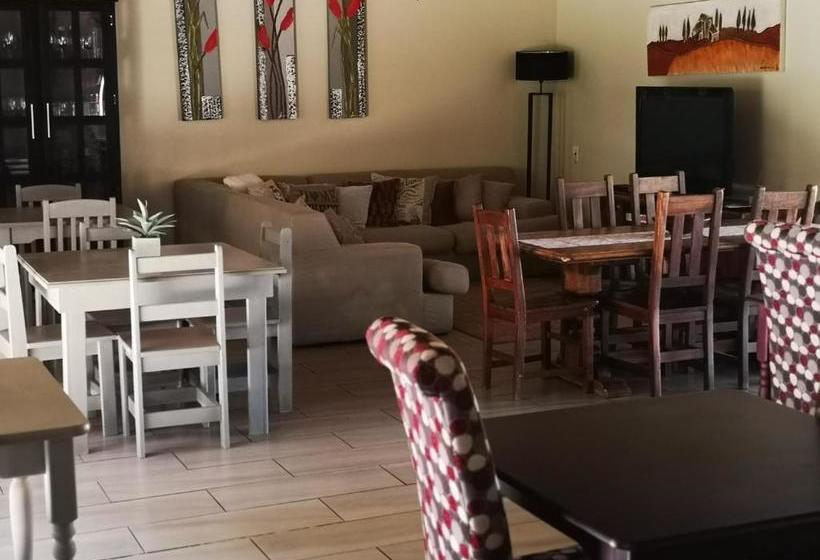 بنسيون Stay@sparks Guesthouse