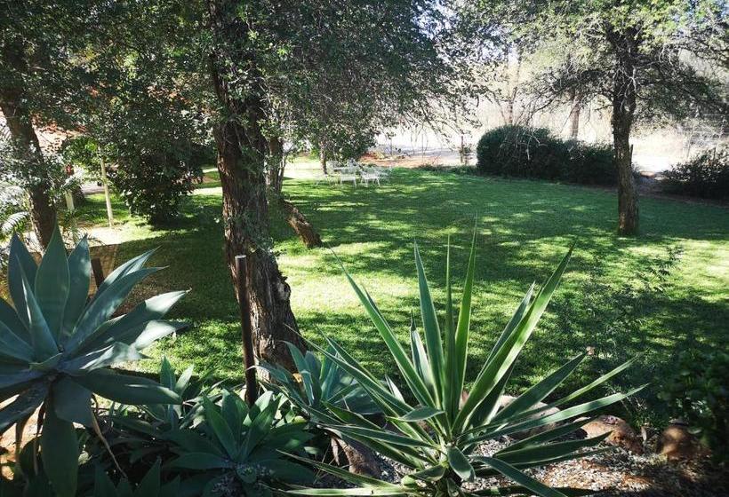 بنسيون Stay@sparks Guesthouse