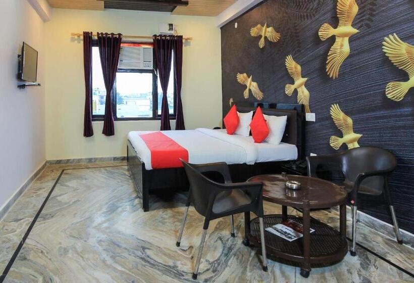 בית מלון כפרי Mehraz Residency