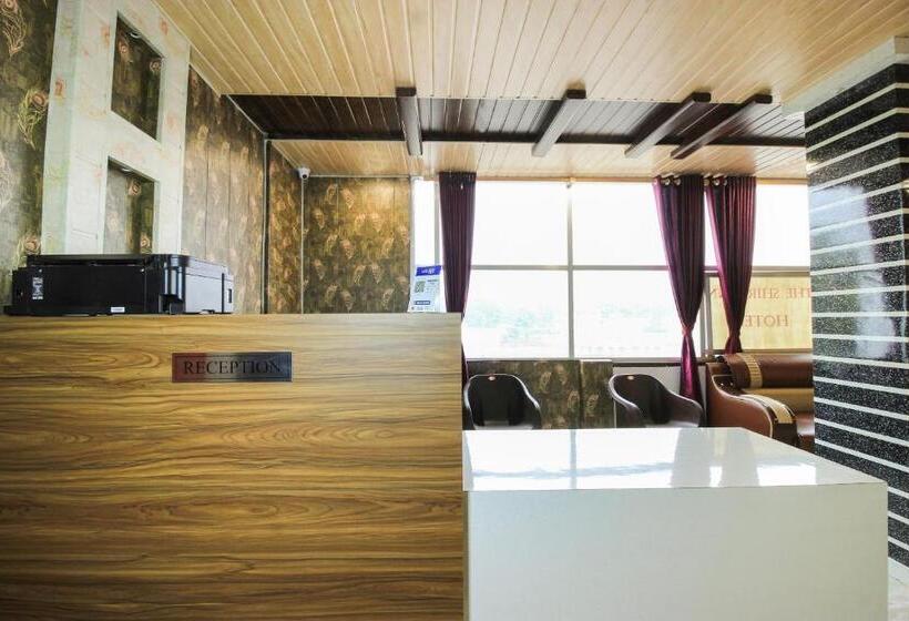 בית מלון כפרי Mehraz Residency