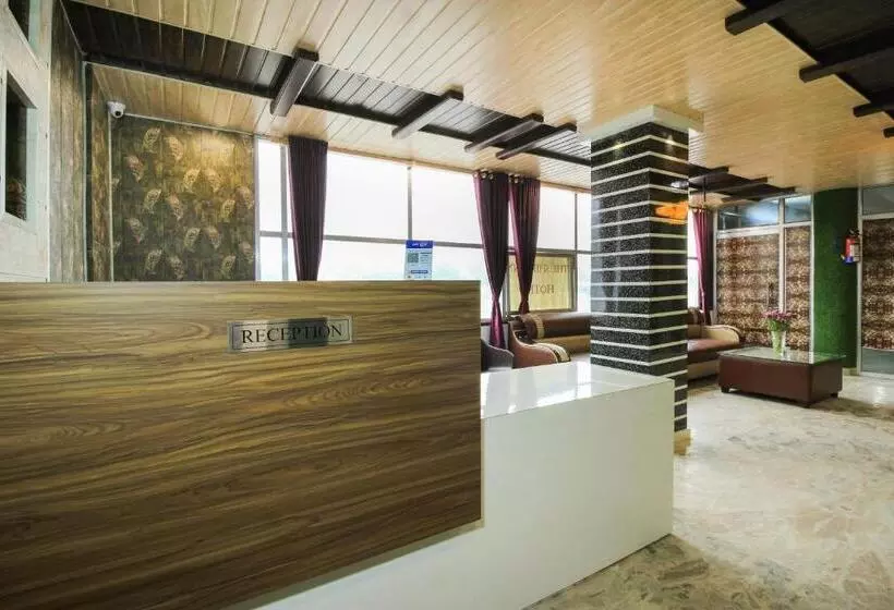 هتل Mehraz Residency
