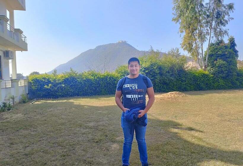 Hotel Divine Palace Pushkar